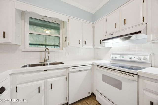 4817 WATER OAK Lane, Jacksonville, FL 32210