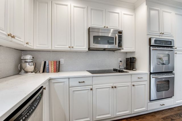 9206 Northpoint Drive, Dallas, TX 75238