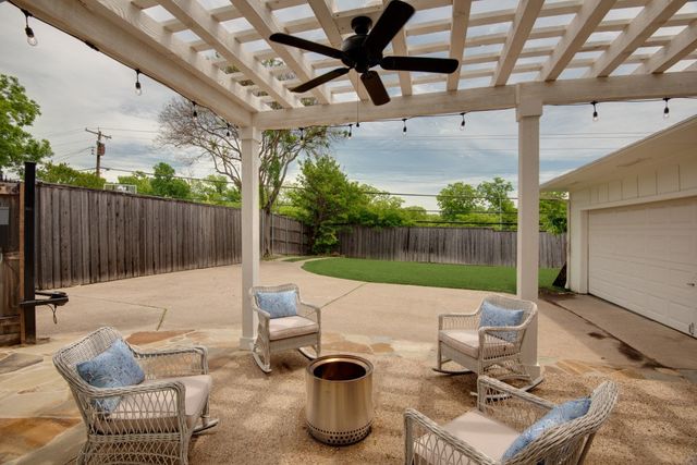 9206 Northpoint Drive, Dallas, TX 75238