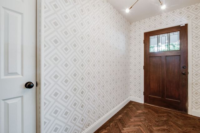 9206 Northpoint Drive, Dallas, TX 75238