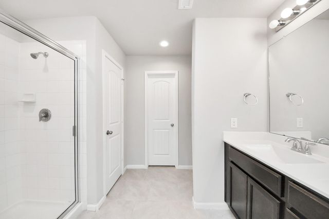 6934 Rosalina Landing Ln, Richmond, TX 77407