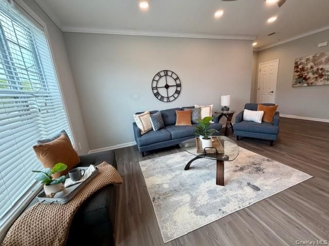 1 Charles Pond Drive 8-817, Coram, NY 11727