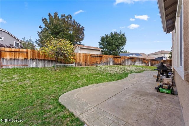810 Sequoia Pass Court, Sparks, NV 89436