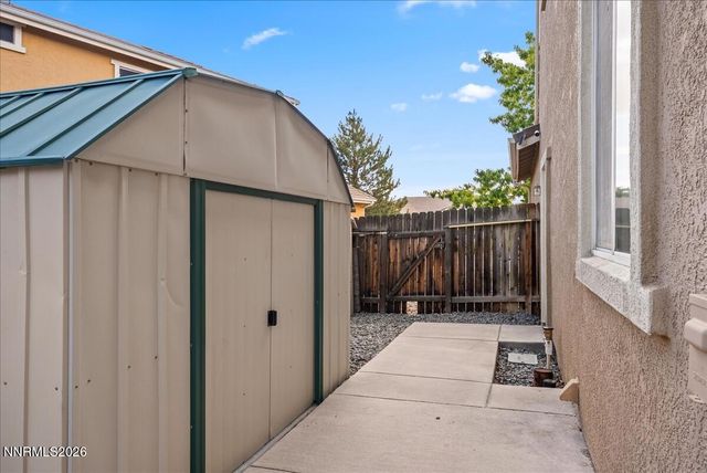 810 Sequoia Pass Court, Sparks, NV 89436