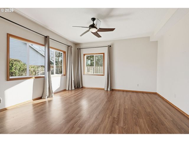 17512 Nw FIELDSTONE Dr, Beaverton, OR 97006