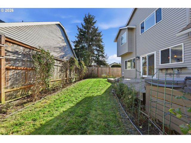 17512 Nw FIELDSTONE Dr, Beaverton, OR 97006