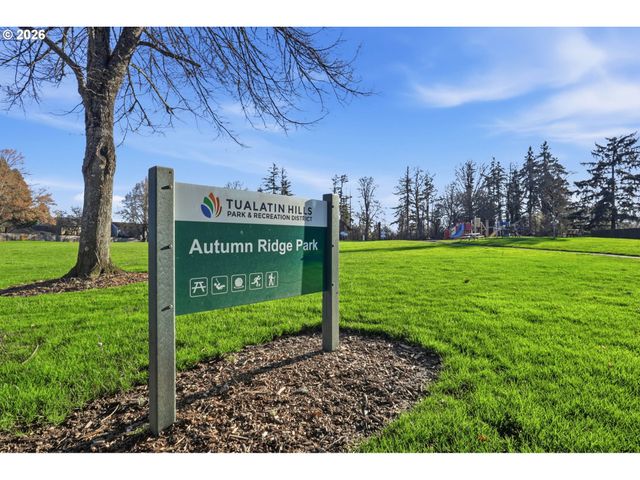 17512 Nw FIELDSTONE Dr, Beaverton, OR 97006