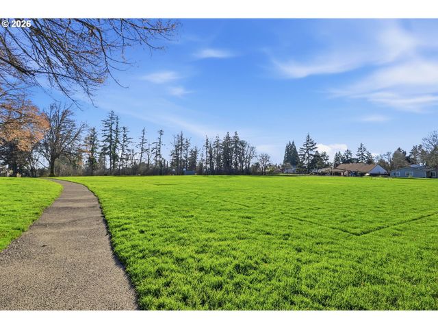 17512 Nw FIELDSTONE Dr, Beaverton, OR 97006