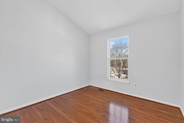 7000 GATTON SQ, Alexandria, VA 22315