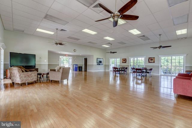 7000 GATTON SQ, Alexandria, VA 22315