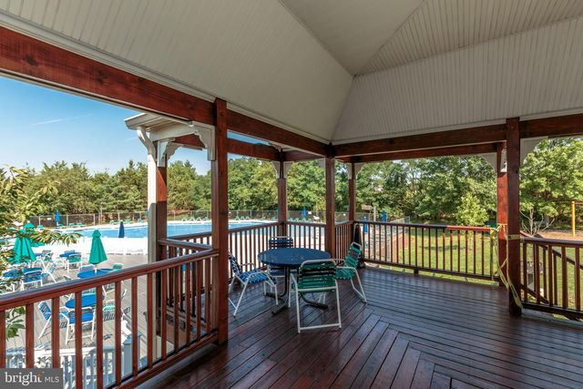 7000 GATTON SQ, Alexandria, VA 22315