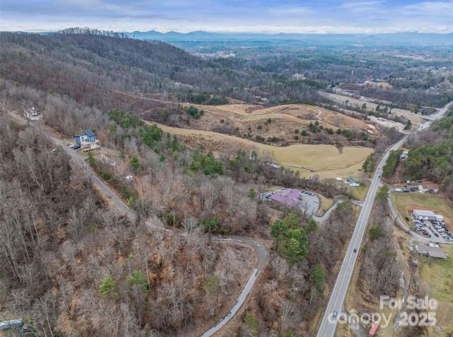 87 Barnardsville Highway, Weaverville, NC 28787