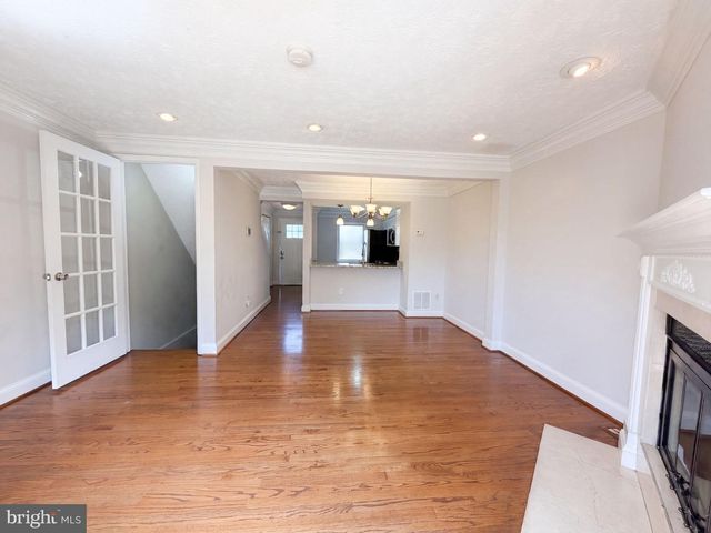 8769 KANAWHA CT, Lorton, VA 22079