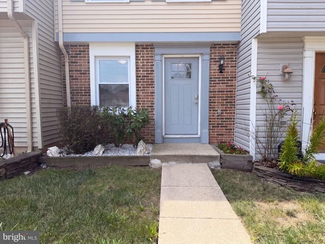 8769 KANAWHA CT, Lorton, VA 22079