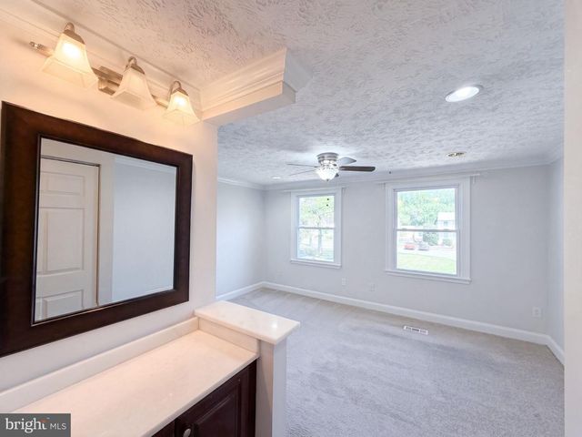 8769 KANAWHA CT, Lorton, VA 22079