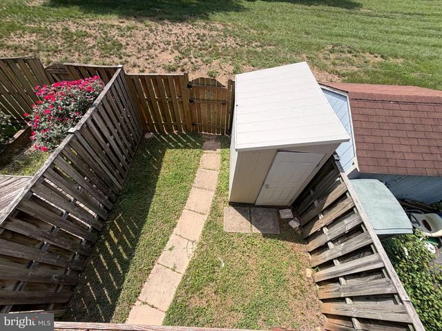 8769 KANAWHA CT, Lorton, VA 22079