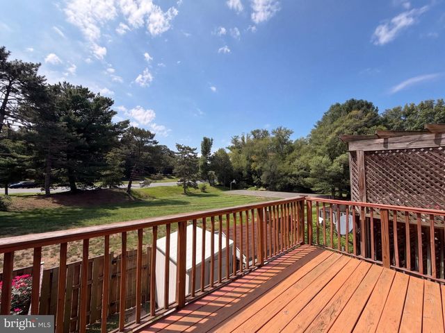 8769 KANAWHA CT, Lorton, VA 22079