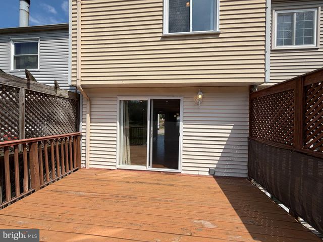 8769 KANAWHA CT, Lorton, VA 22079