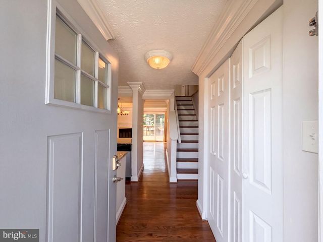 8769 KANAWHA CT, Lorton, VA 22079