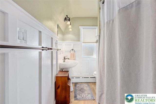 725 East Main Street, Macungie Boro, PA 18062