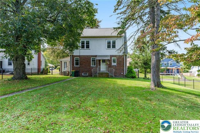 725 East Main Street, Macungie Boro, PA 18062