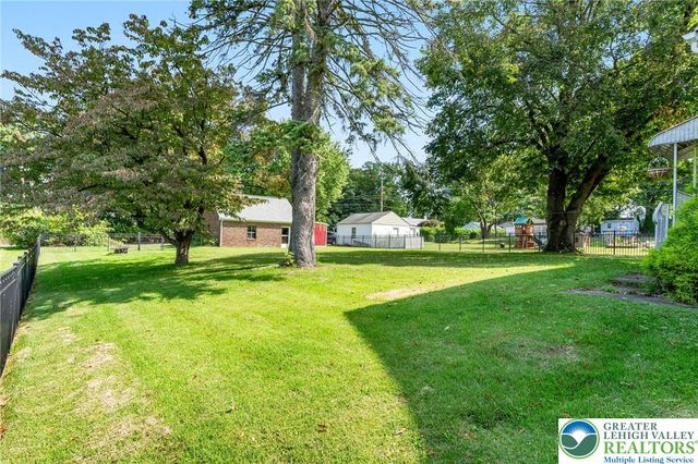 725 East Main Street, Macungie Boro, PA 18062