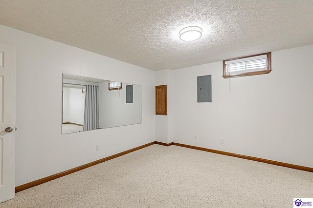 116 Creekview Lane, Rineyville, KY 40162