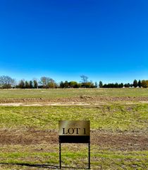 1 Cypress St, Derby, KS 67037