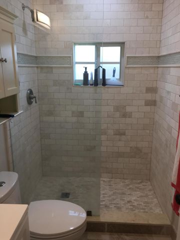 327 Dyer Road Rear, West Palm Beach, FL 33405