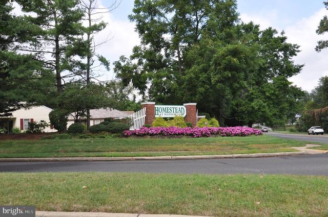 306 HILLTOP LN E, Columbus, NJ 08022