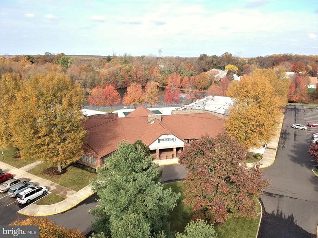 306 HILLTOP LN E, Columbus, NJ 08022