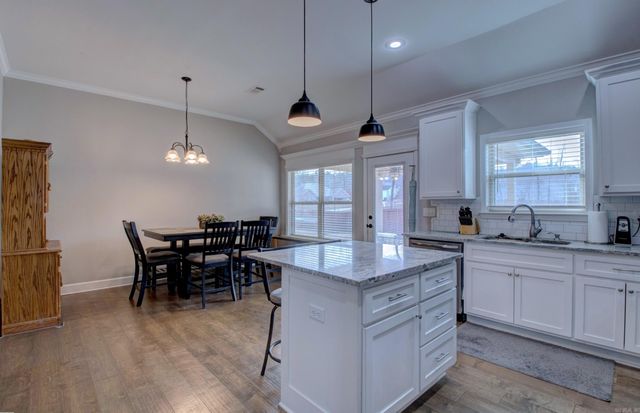 543 Reuben Drive, Alexander, AR 72002