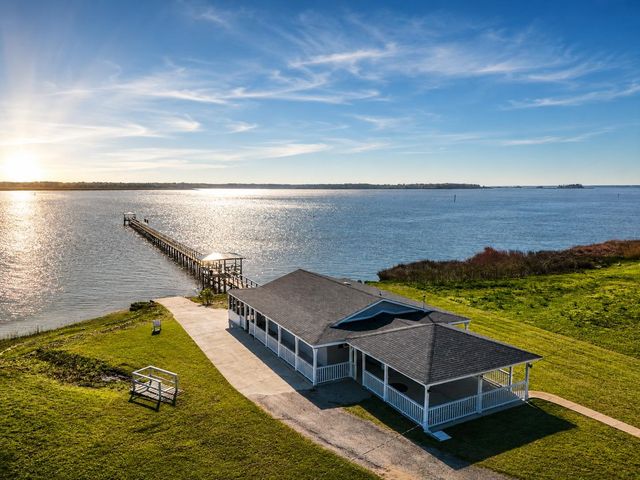 2638 Seaport Circle, Georgetown, SC 29440
