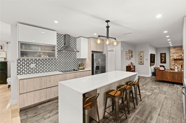 6809 Mentone St, Coral Gables, FL 33146