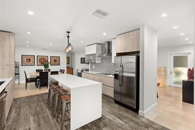 6809 Mentone St, Coral Gables, FL 33146