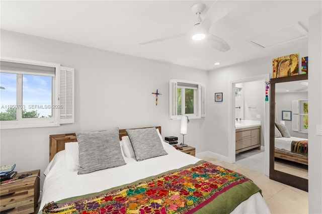 6809 Mentone St, Coral Gables, FL 33146