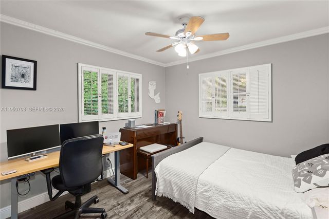 6809 Mentone St, Coral Gables, FL 33146