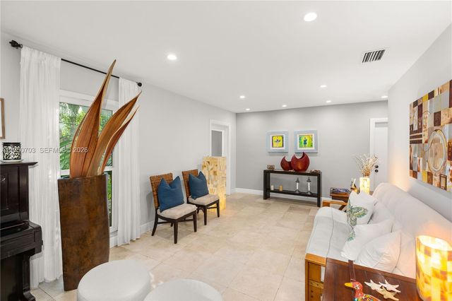 6809 Mentone St, Coral Gables, FL 33146