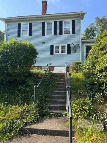 185 College St., Worcester, MA 01610