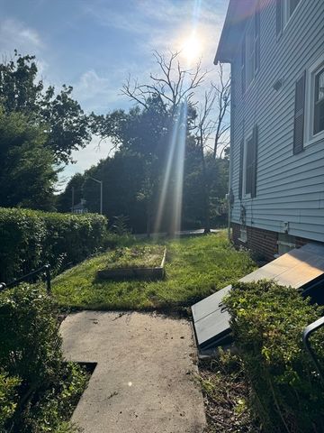 185 College St., Worcester, MA 01610