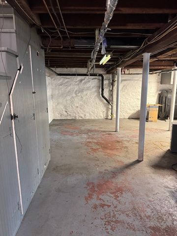 185 College St., Worcester, MA 01610