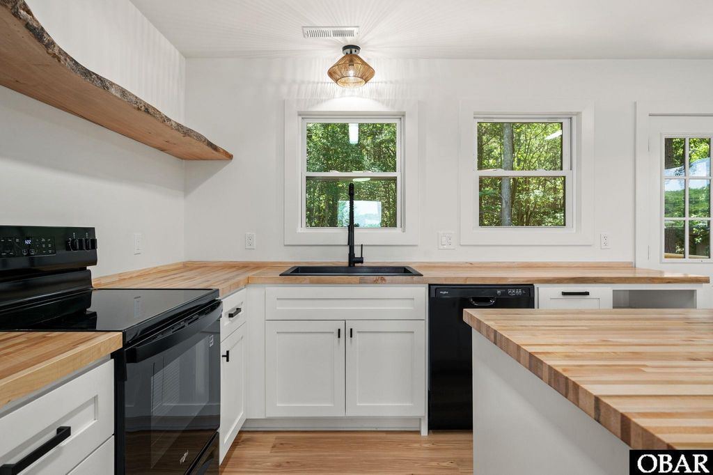 Image 18 of property listing at 147 Garrenton Road, Grandy, NC 27939