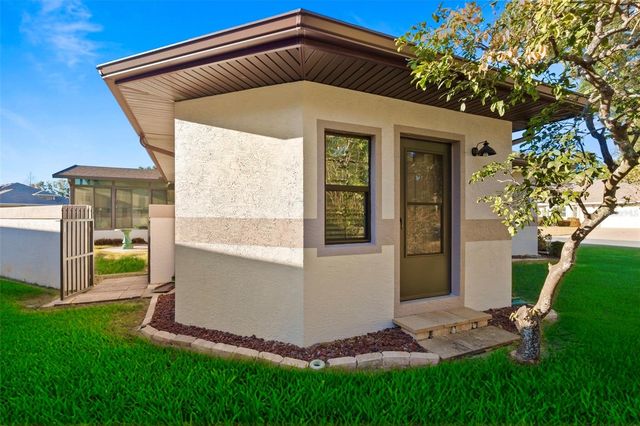 21850 TARTAN STREET, Leesburg, FL 34748