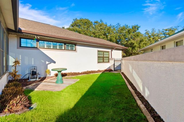 21850 TARTAN STREET, Leesburg, FL 34748