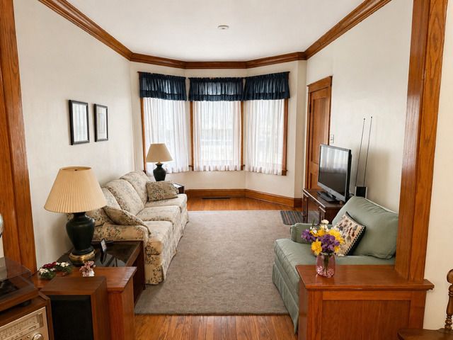 3024 W 40th Place, Chicago, IL 60632