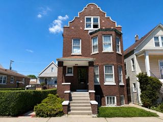 3024 W 40th Place, Chicago, IL 60632