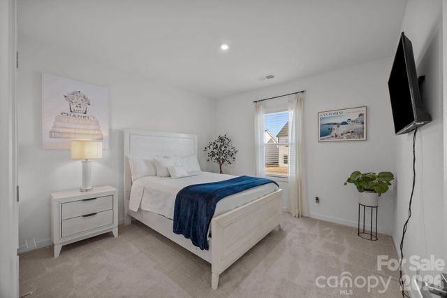 6018 Valehaven Place, Charlotte, NC 28269