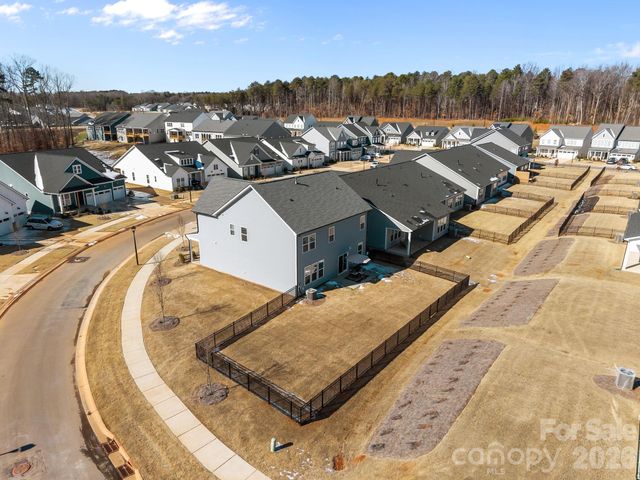 6018 Valehaven Place, Charlotte, NC 28269