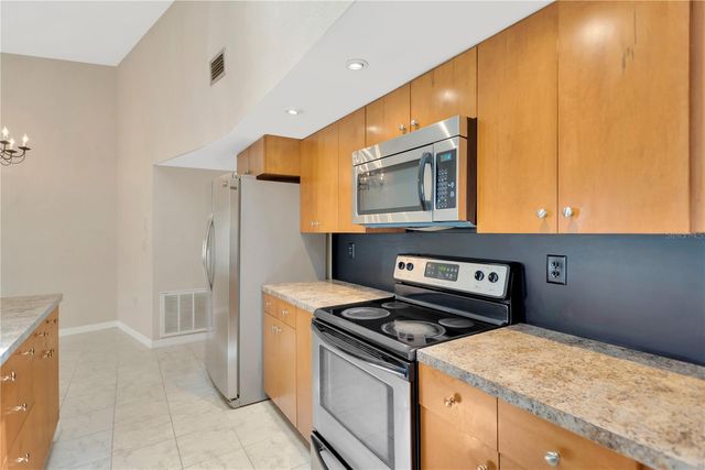 5021 BRIDGEPORT DRIVE, Safety Harbor, FL 34695