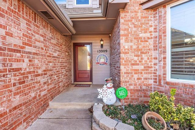 13909 Arapaho Road, Edmond, OK 73013